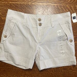 GAP Lightweight Cotton Shorts